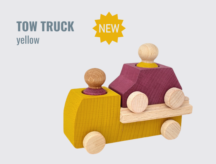 Lobulona wooden tow truck yellow
